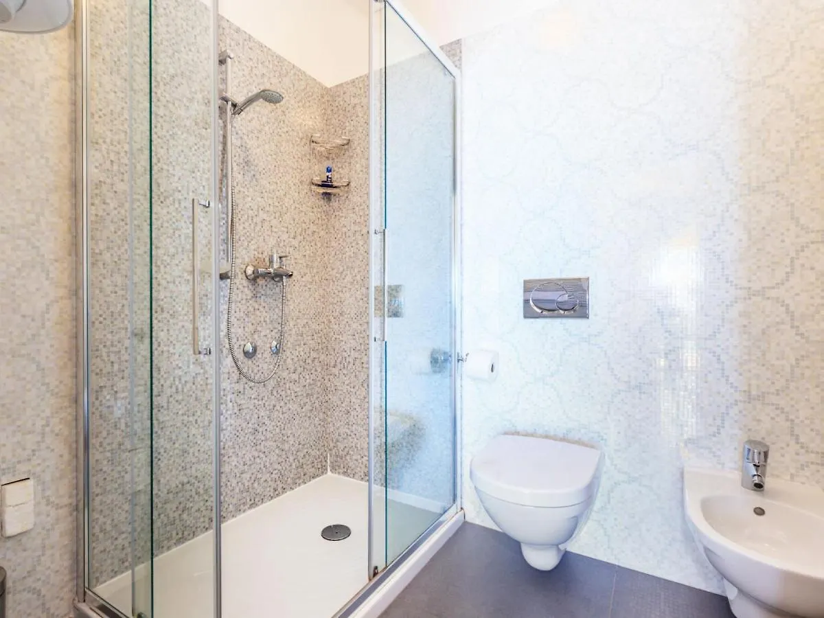Holiday Home Villa Orhidea Marcici Hırvatistan